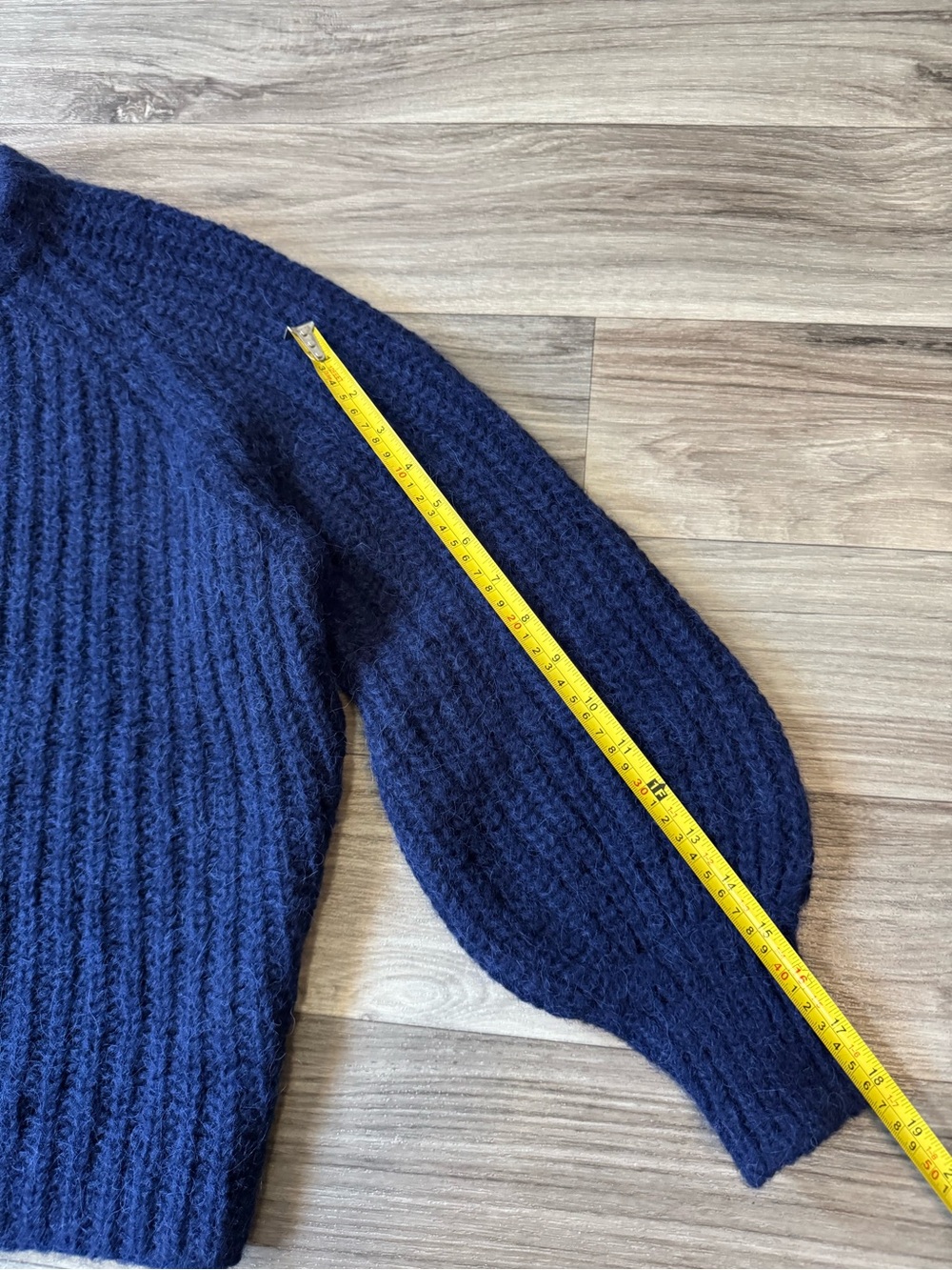 Sezane Emile Cardigan in Navy Size Medium - Picture 8 of 13